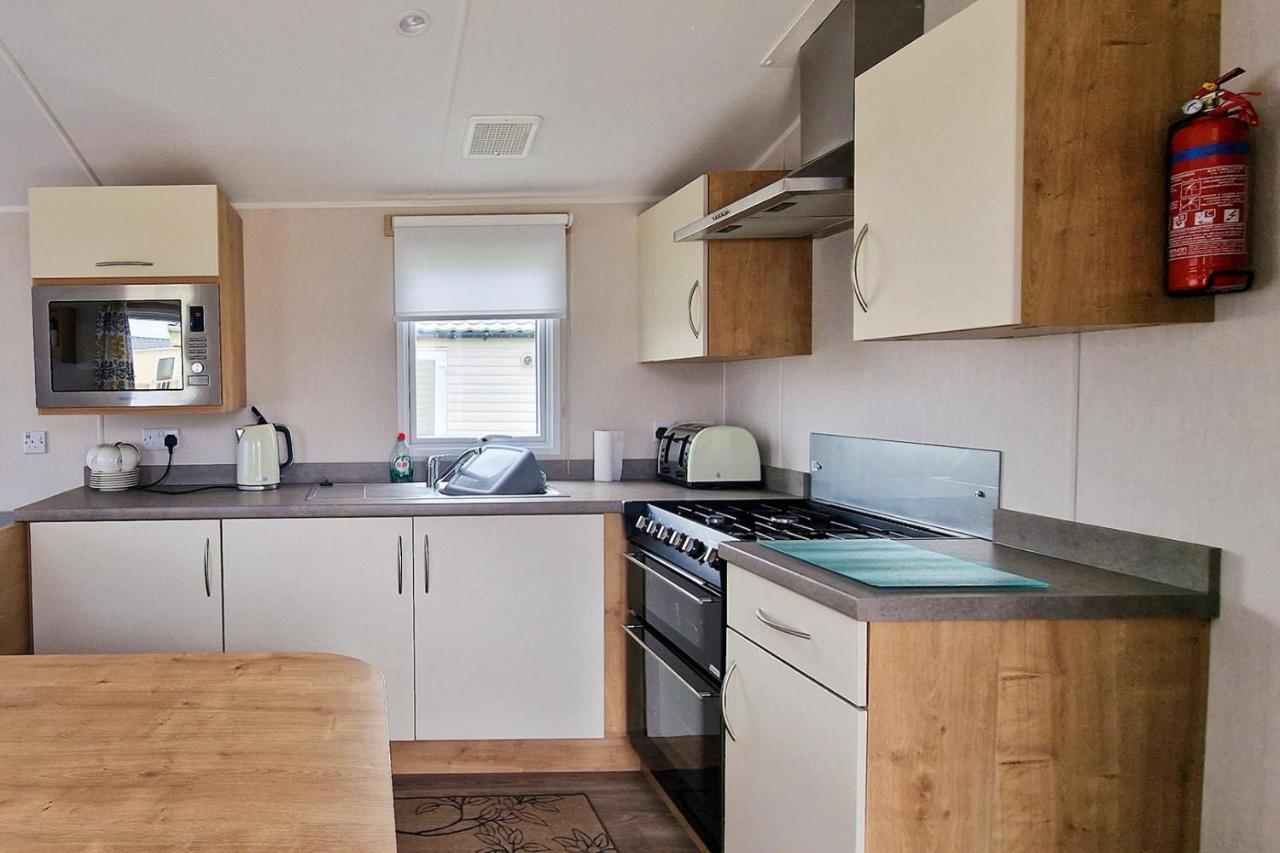 Hotel Lovely Caravan Nearby The Beach In Hunstanton, Norfolk Ref 23071C Zewnętrze zdjęcie